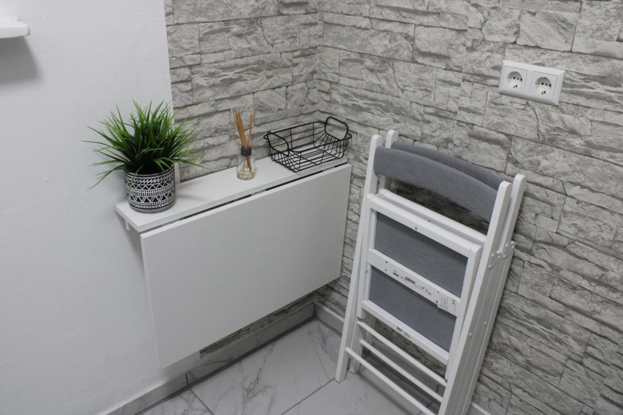 Apartment Schickes An Der Neckarpromenade